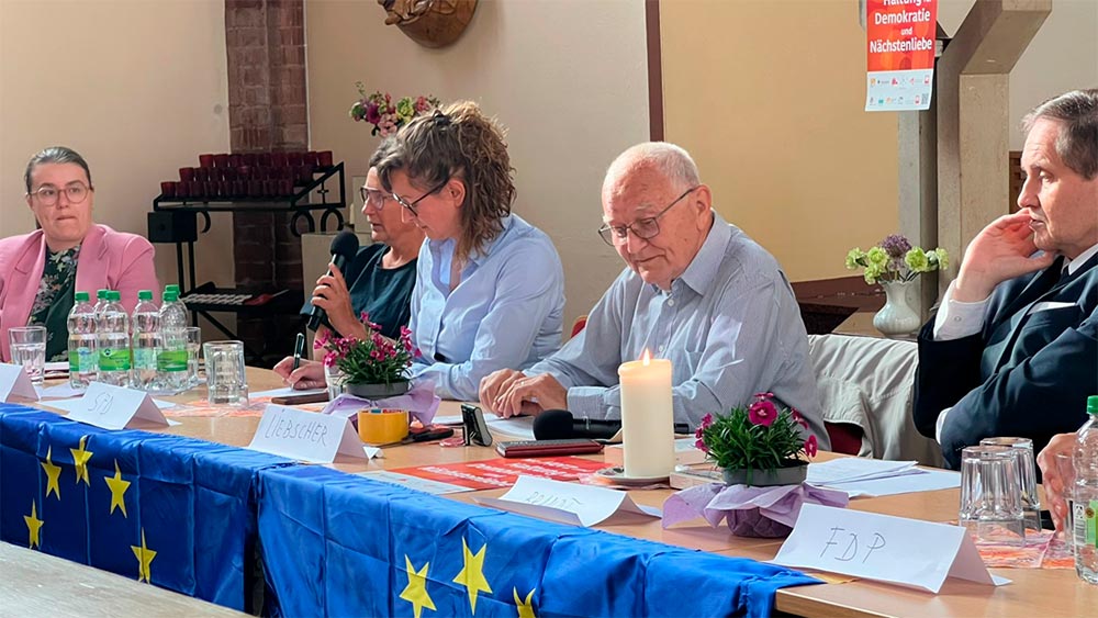 Gemeinsam die richtigen Wege bestimmen: Wichtiger Austausch mit Bürgerinnen und Bürgern zur Kommunal- und Europawahl im Pfarrsaal in Prenzlau